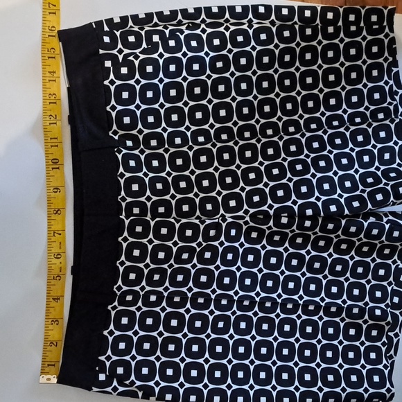 NWT Womens Worthington Dress Shorts (Modern Fit) Black and White  Size 6 - Picture 6 of 7